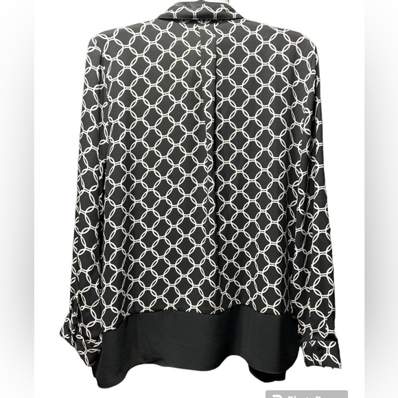 Chico’s button down 2 piece blouse - Picture 3 of 5